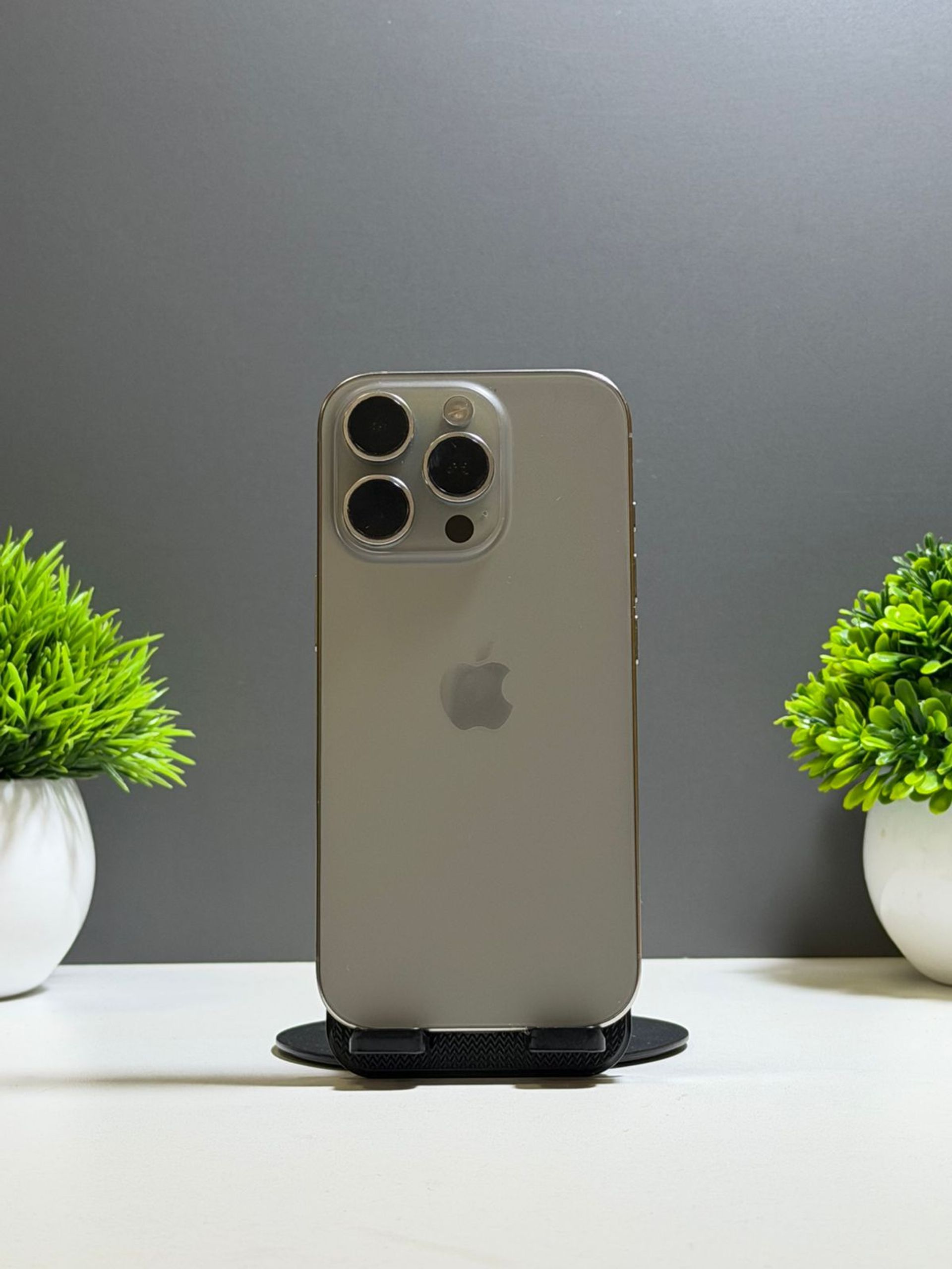 iphone 16 pro 8/128 black titanium (б/у)